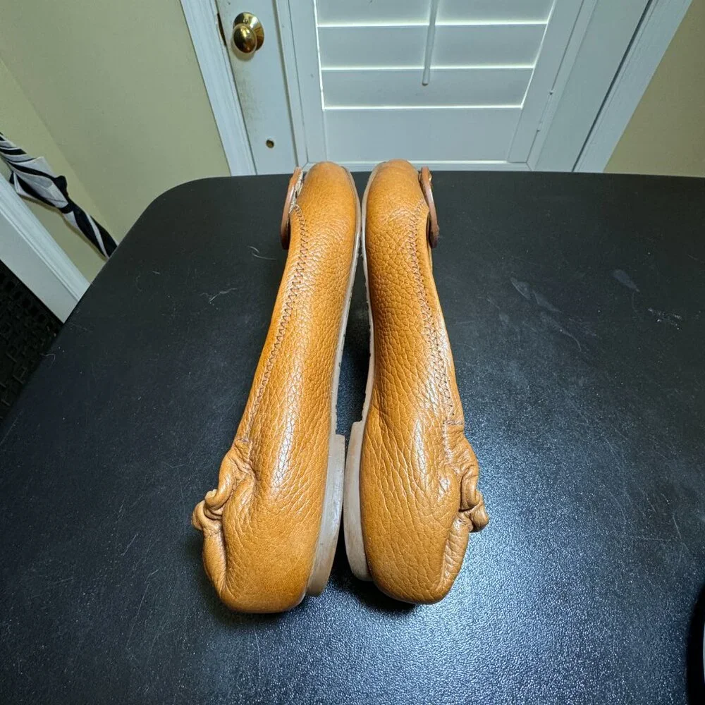 Tory Burch size 7 tan pebble leather flats